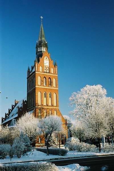 E�k - Widok na ko�ci� zim�