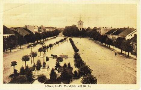 Gi�ycko - Rynek z ko�cio�em